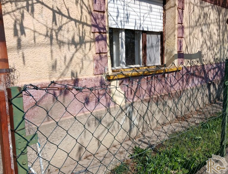 Jászladány, Hóvirág utca 8.