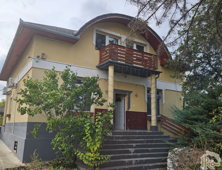 Kisbér, Szent Imre utca 19. Kisbér, Szent Imre utca 19.