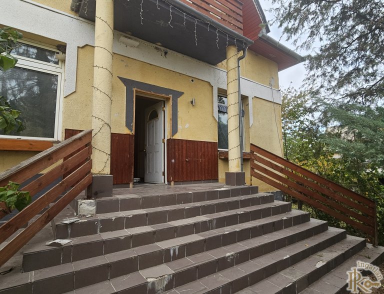 Kisbér, Szent Imre utca 19. Kisbér, Szent Imre utca 19.